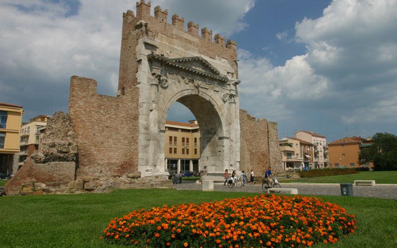 Arco d'Augusto