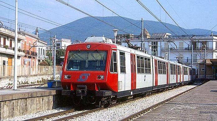 Un treno della Circumvesuviana